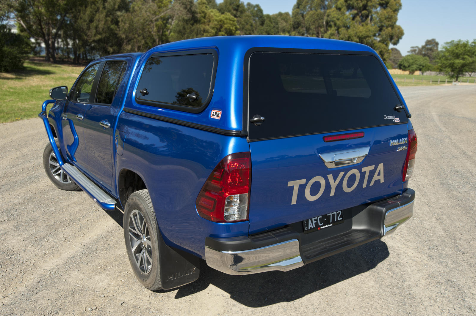 CLASSIC CANOPY SMTH LUL HILUX SR5 DC INVINCIBLE 20+