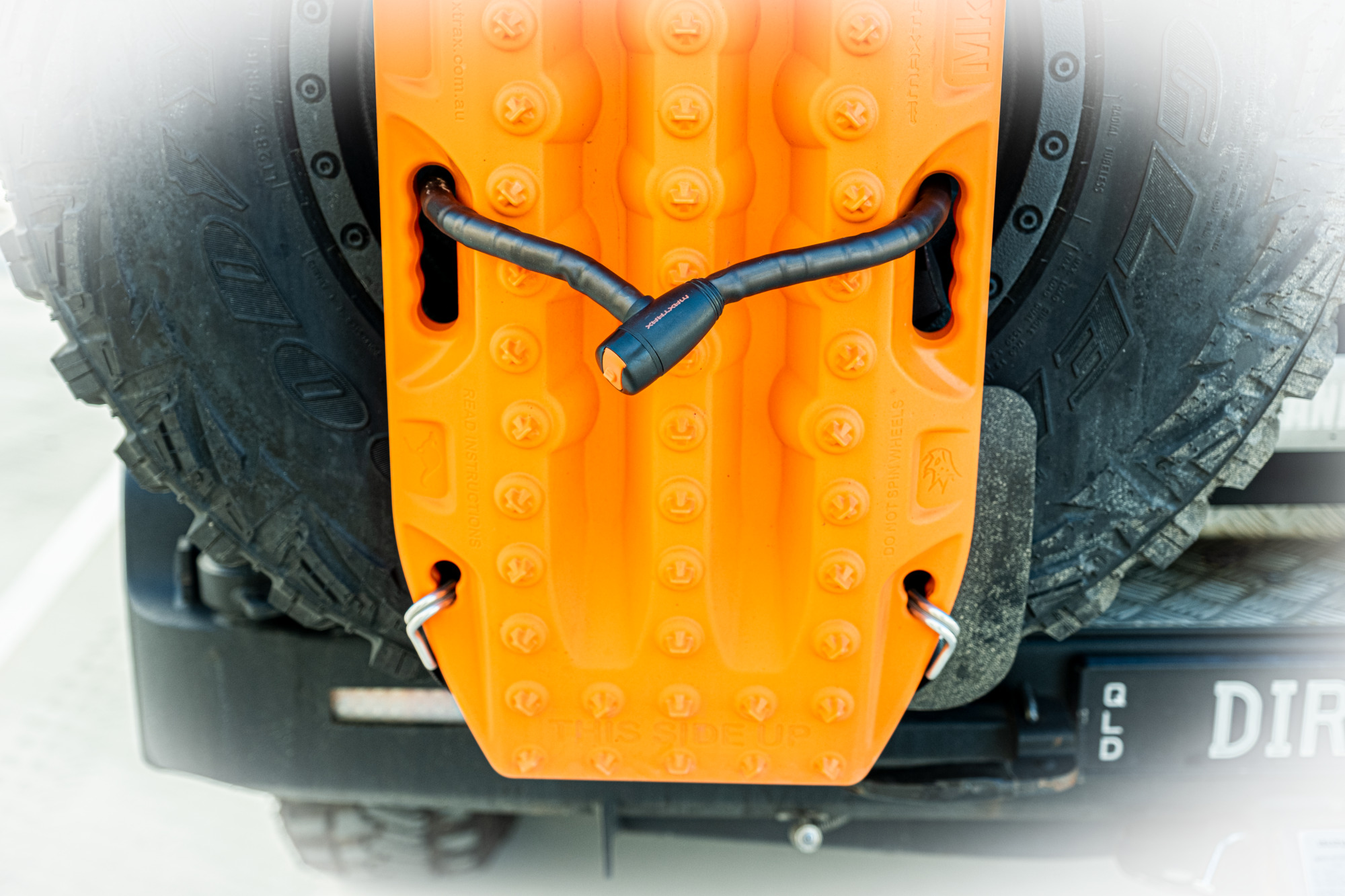 Antivol de plaques à sable Maxtrax Maxlock – Image 2