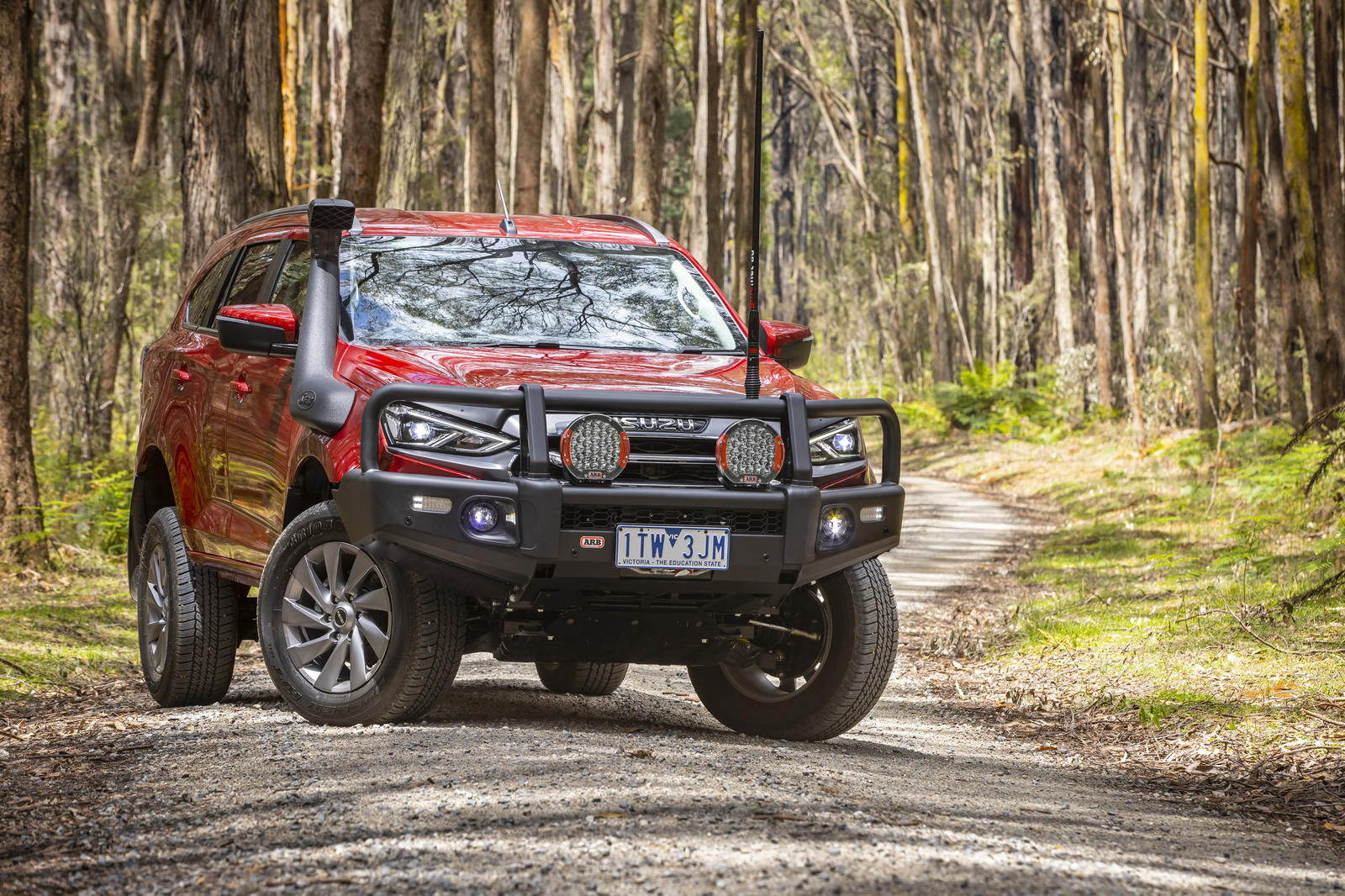 SUMMIT COMBAR SUIT MY21 MU-X AF2O 8-10 MATT BLACK – Image 2