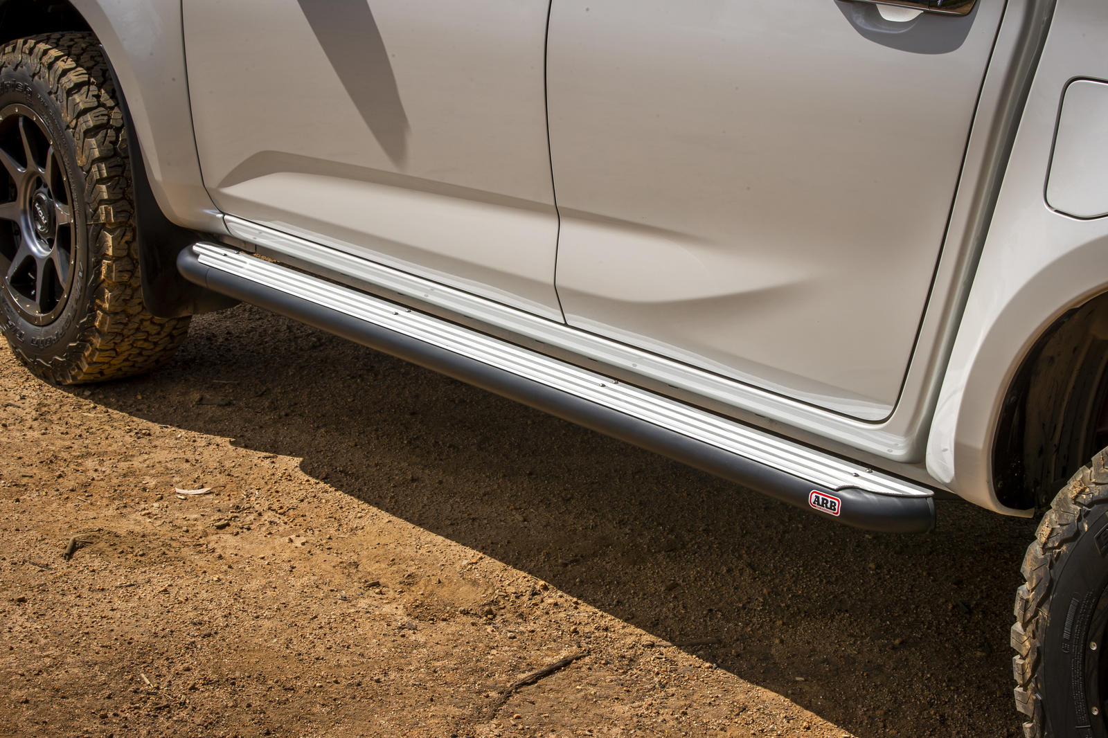 SUMMIT S-STEP SUIT DMAX-BT50 REQ 4448410-420-430 MATT BLACK – Image 2