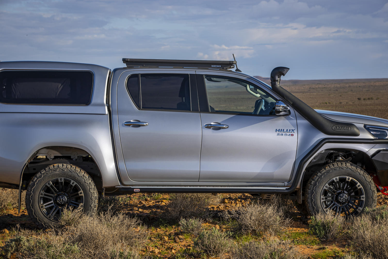 SUMMIT STEP SECTION DC-EC MATT BLACK REQ 4414700-710 – Image 2