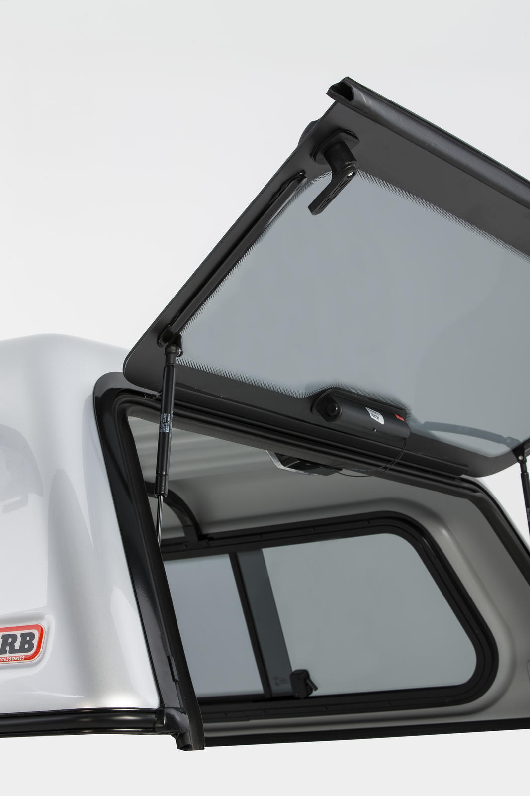 CLASSIC CANOPY SMTH 2SW HILUX SR5 DC INVINCIBLE 20+ – Image 3