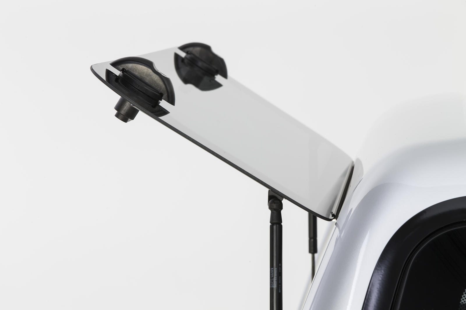 CLASSIC CANOPY SMTH LUR HILUX SR5 DC INVINCIBLE 20+ – Image 3