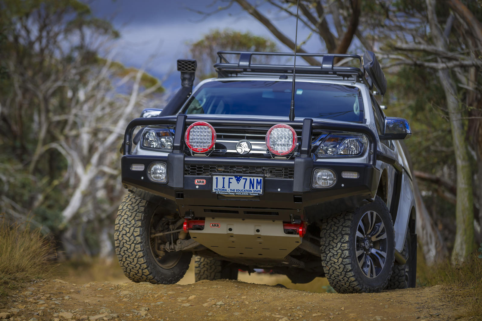 SUMMIT COMBAR COLORADO-TBLAZER 9-16ON AF20 8-10 – Image 3