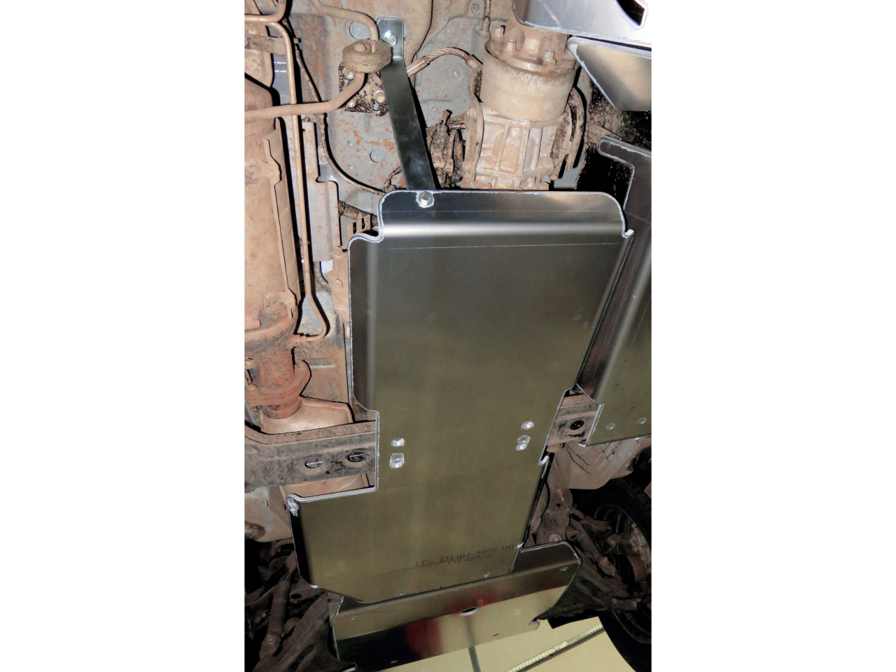 Ski de protection boîtes vitesses et transfert en aluminium de 8mm pour Mitsubishi Pajero III et IV 3.2DiD N4-Offroad – Image 3