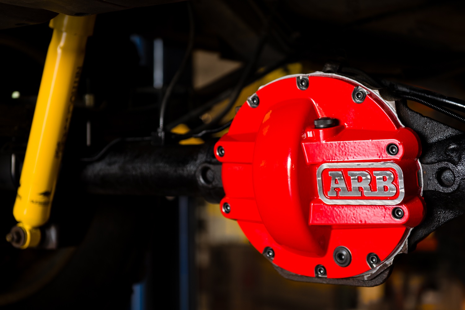 DIFF COVER CHRYSLER 8.25 BLACK – Image 4