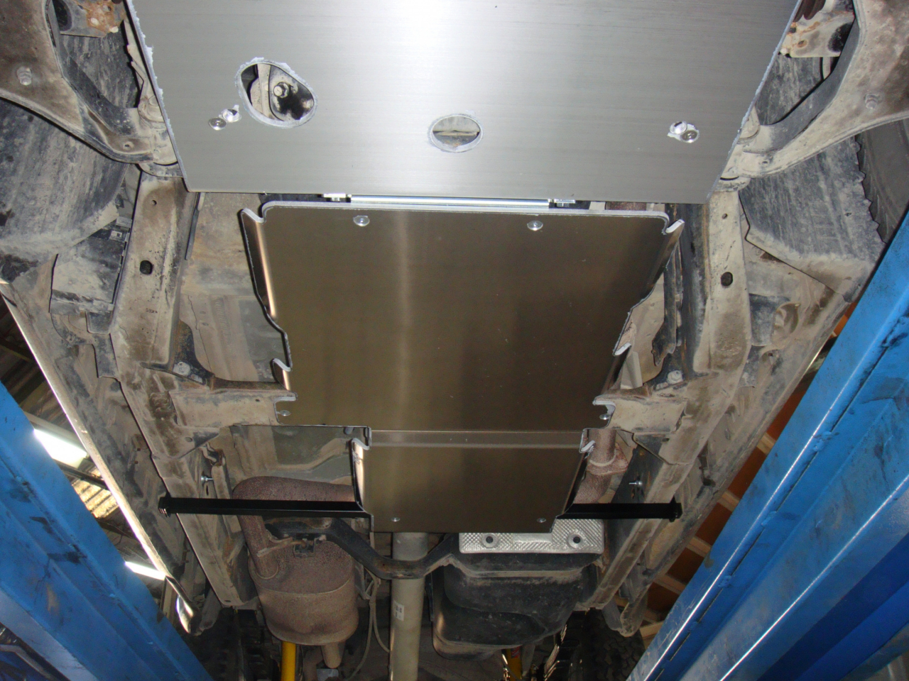 Ski de protection boîtes vitesses et transfert en aluminium de 8mm pour Nissan Navara D40 et Pathfinder R51 N4-Offroad – Image 4