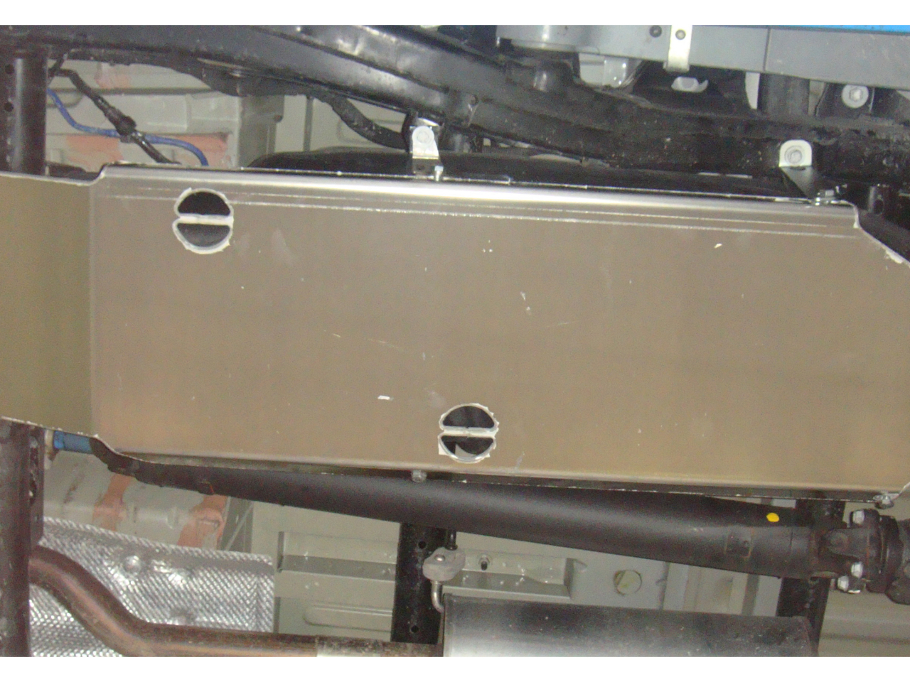 Ski de protection de réservoir en aluminium de 6mm pour Volkswagen Amarok N4-Offroad – Image 5