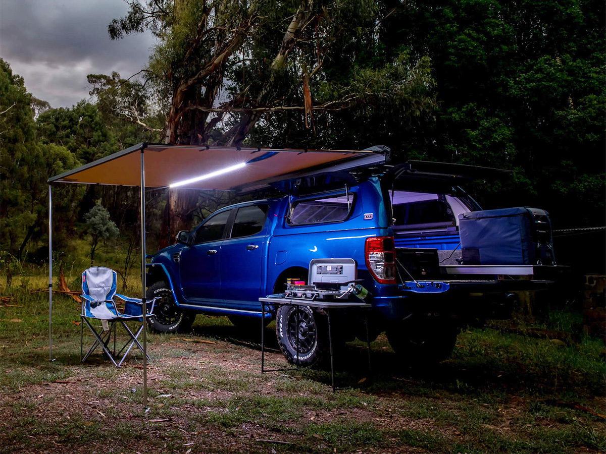 Auvent ARB 2500 x 2500 mm (avec LED incluse)