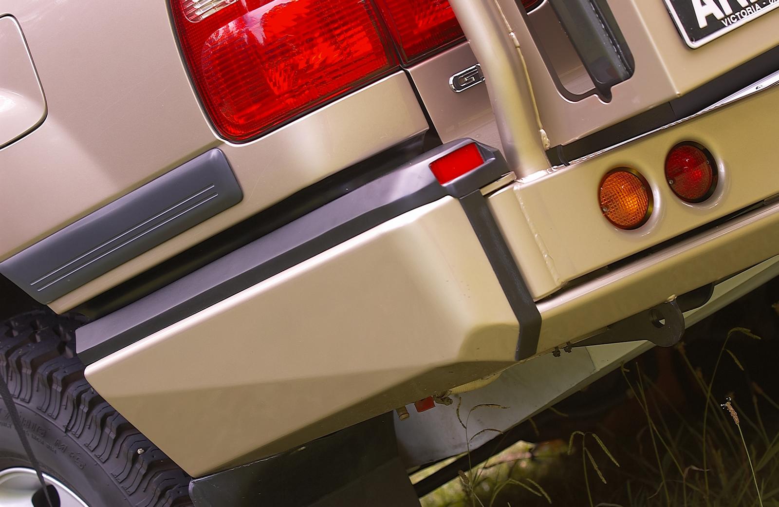 ARB REAR BAR 100 IFS BLK – Image 6