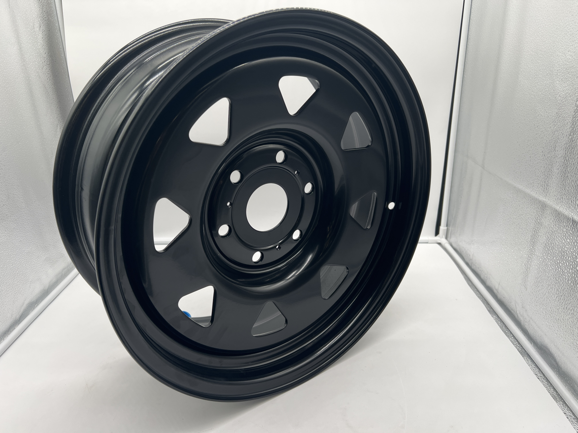 Jante acier Triangular noire 7X17 6x139.7 ET20 CB67.1 pour Mitsubishi Pajero L200 N4-Offroad