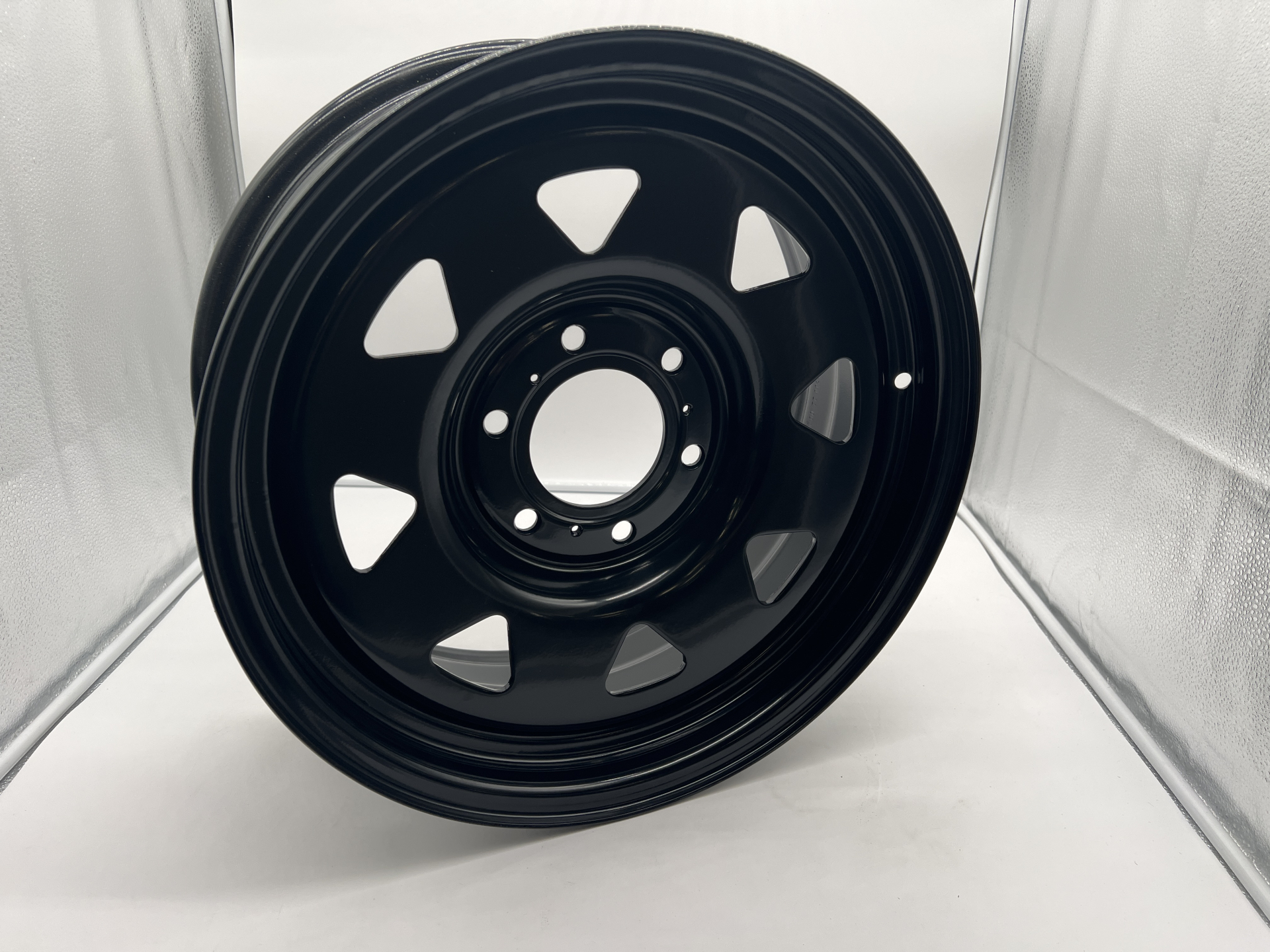 Jante acier Triangular noire 7X17 6x139.7 ET20 CB93.1 Ford Ranger – Image 6