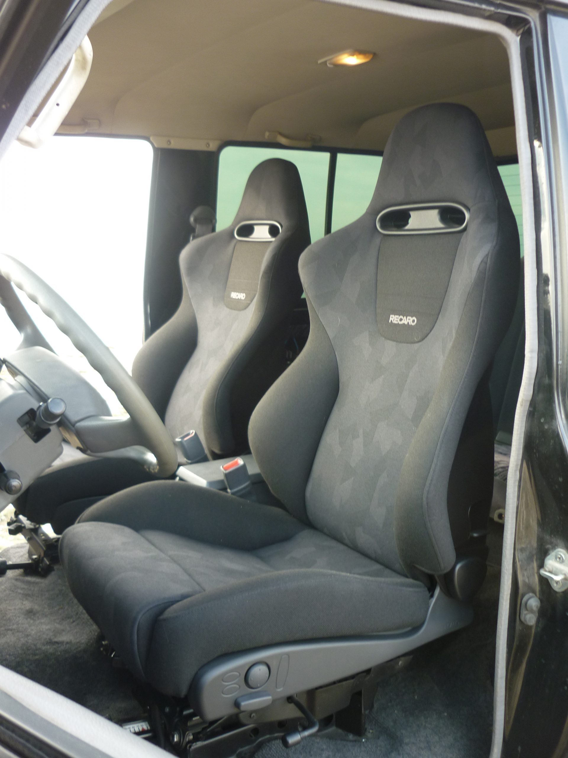 Embase de siège Recaro côté gauche N4-Offroad pour Toyota 75 76 78 79 et tous modèles avec embase suspendue – Image 2