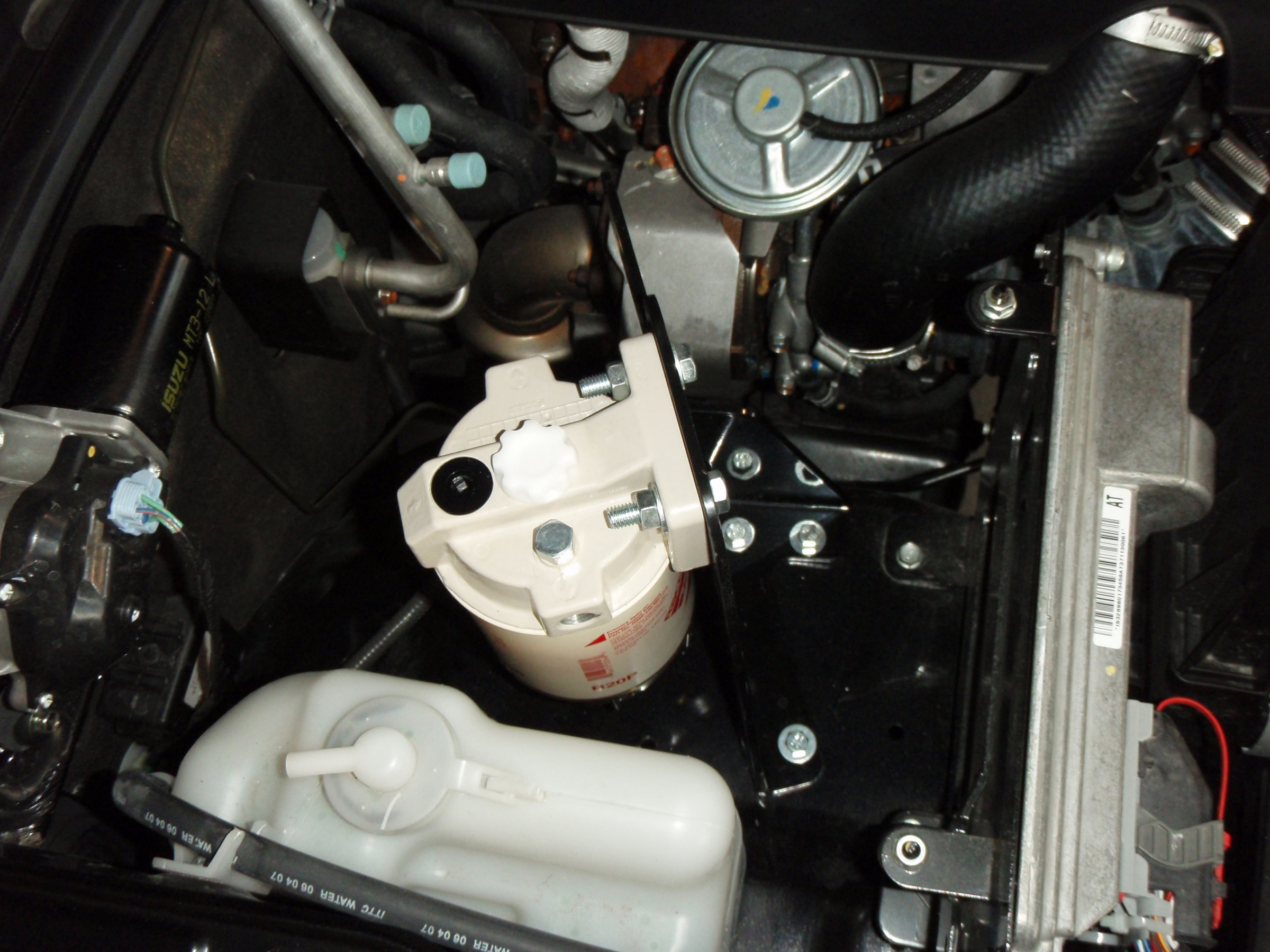 Kit de montage préfiltre Racor 500FG pour Isuzu Dmax 2003 à 2011 N4-Offroad – Image 2