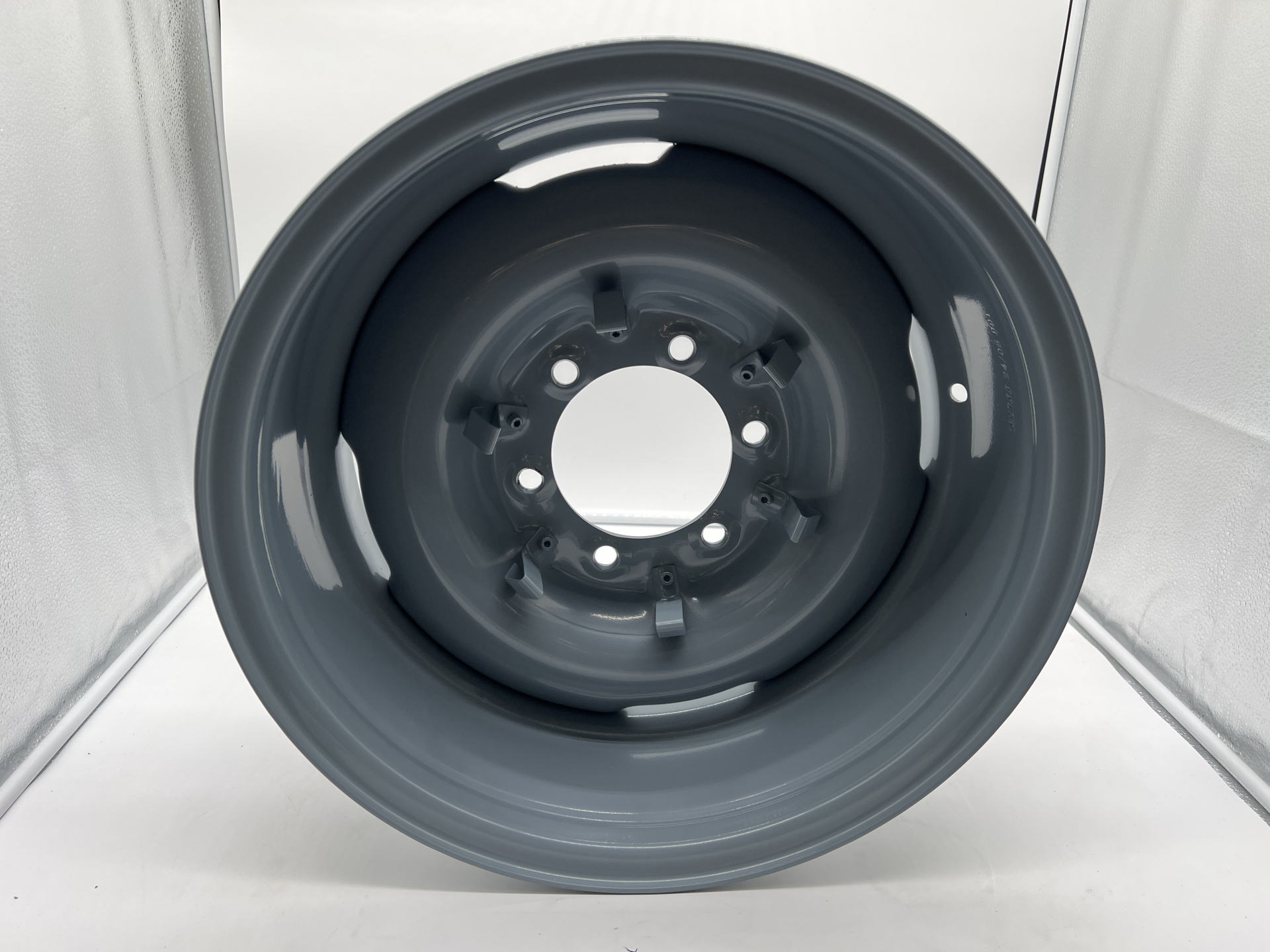 Jante acier N4-Offroad Vintage grise 7x16 6x139.7 ET-25 CB110 Toyota Land Cruiser – Image 2