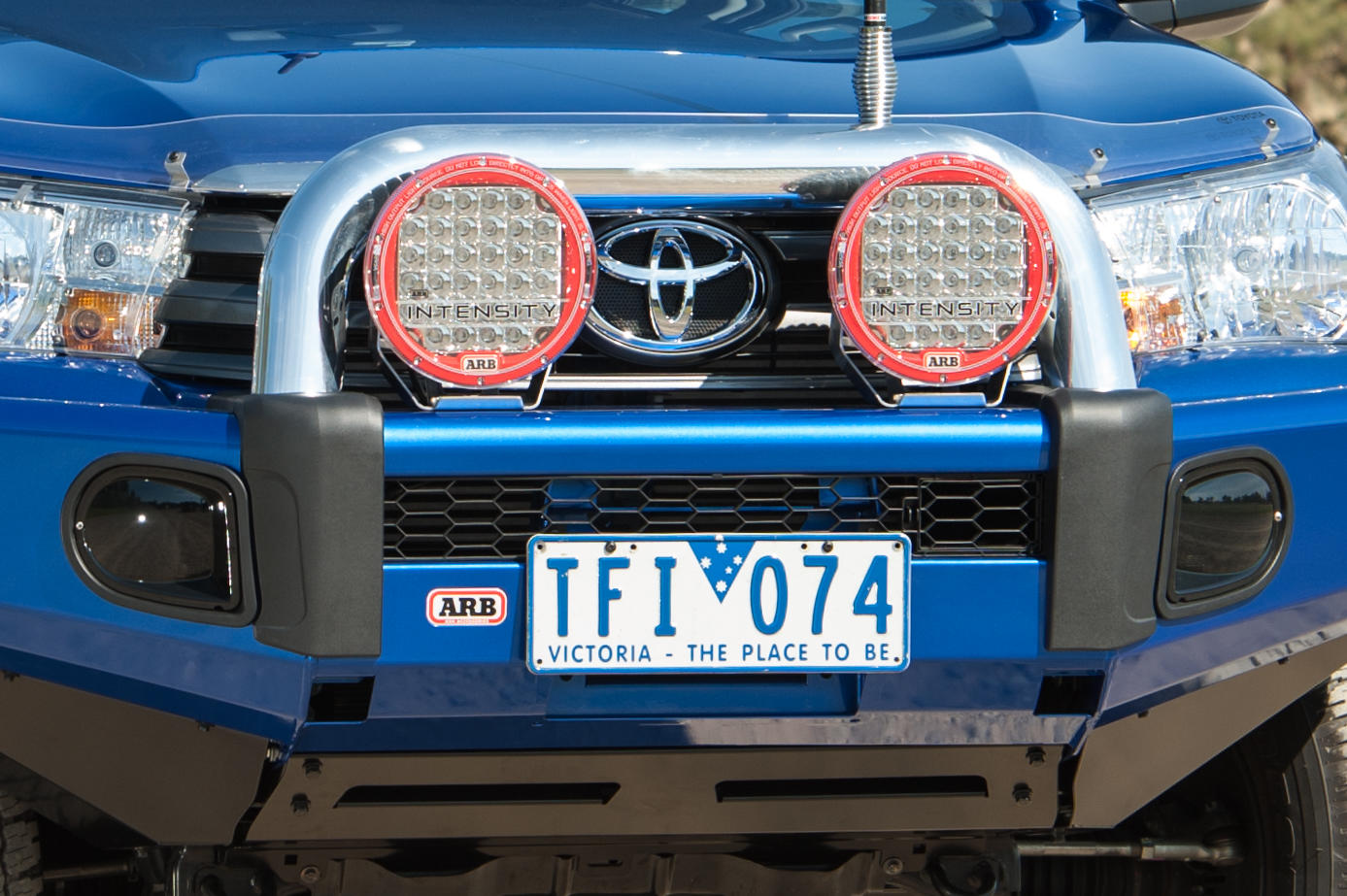 Sahara Bar ARB Toyota Hilux Revo > 2016 modèle large – Image 3