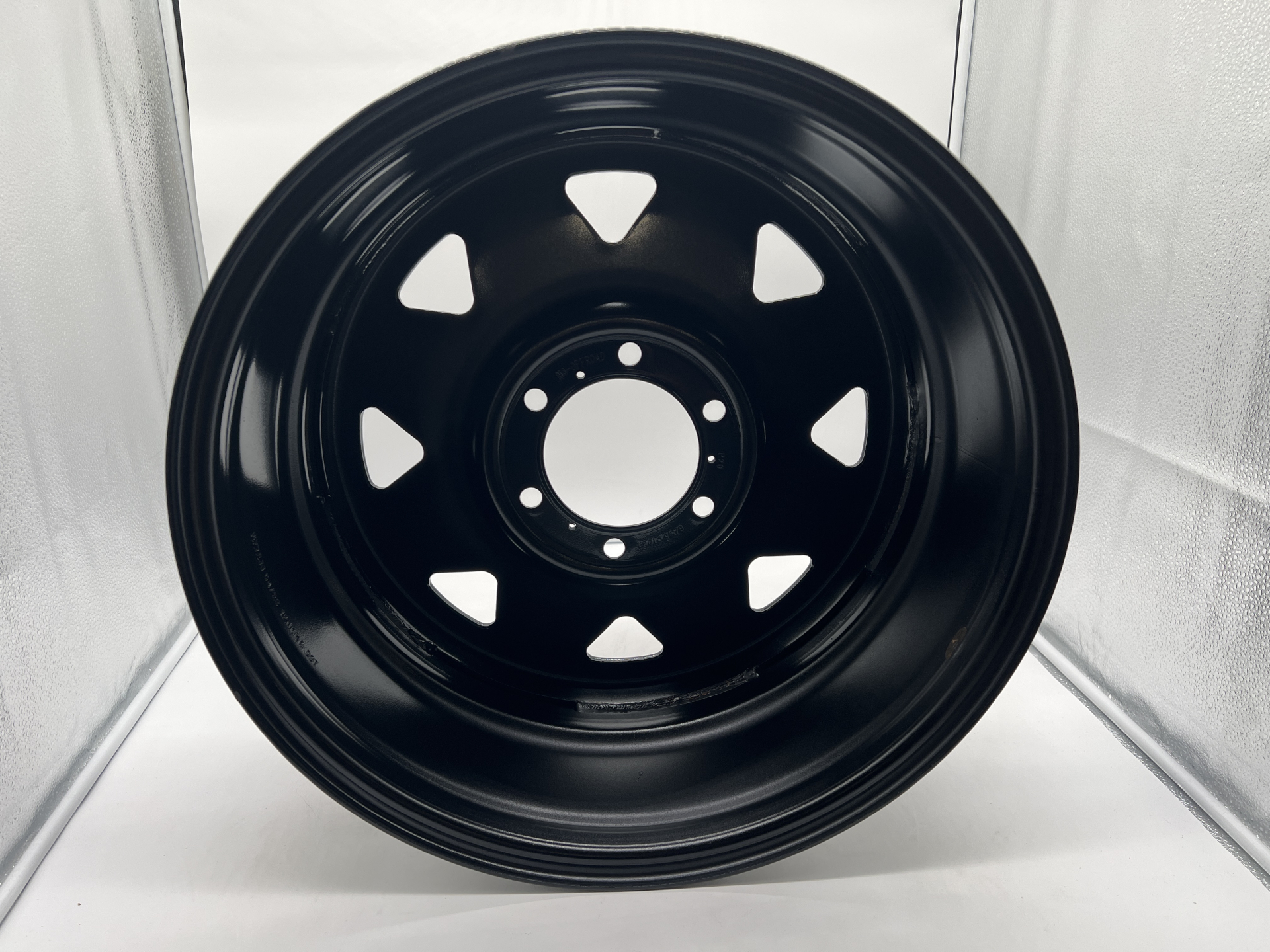 Jante acier Triangular noire 7.5X18 6x139.7 ET20 CB106.1 pour Toyota Land Cruiser Hilux N4-Offroad – Image 3