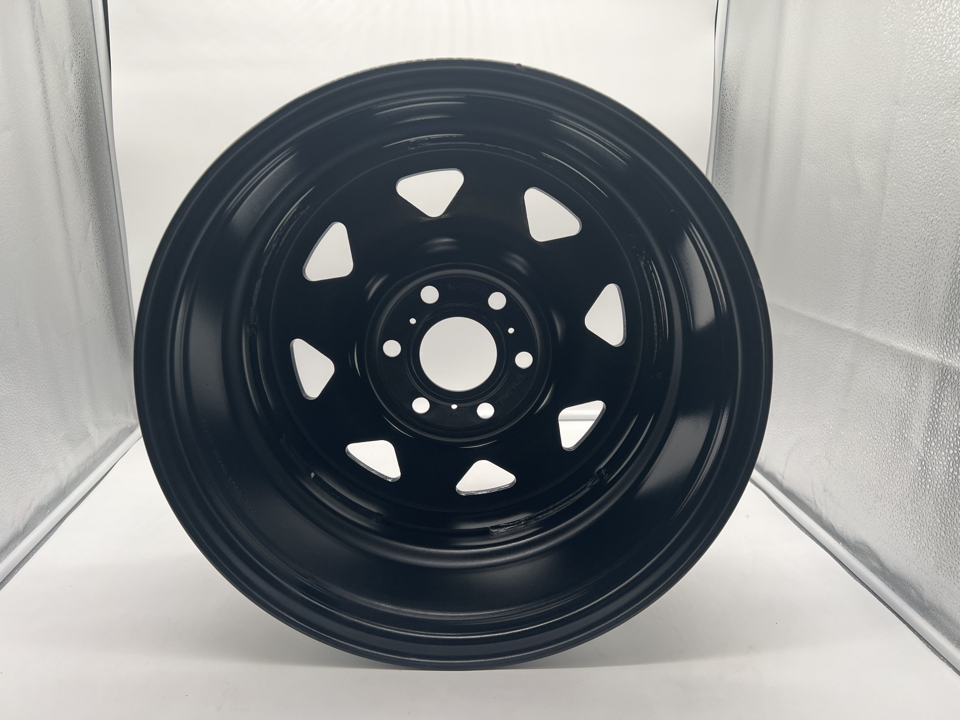 Jante acier Triangular noire 7x16 6x114.3 ET18 CB66.1 Nissan Navara D40 D23 – Image 8
