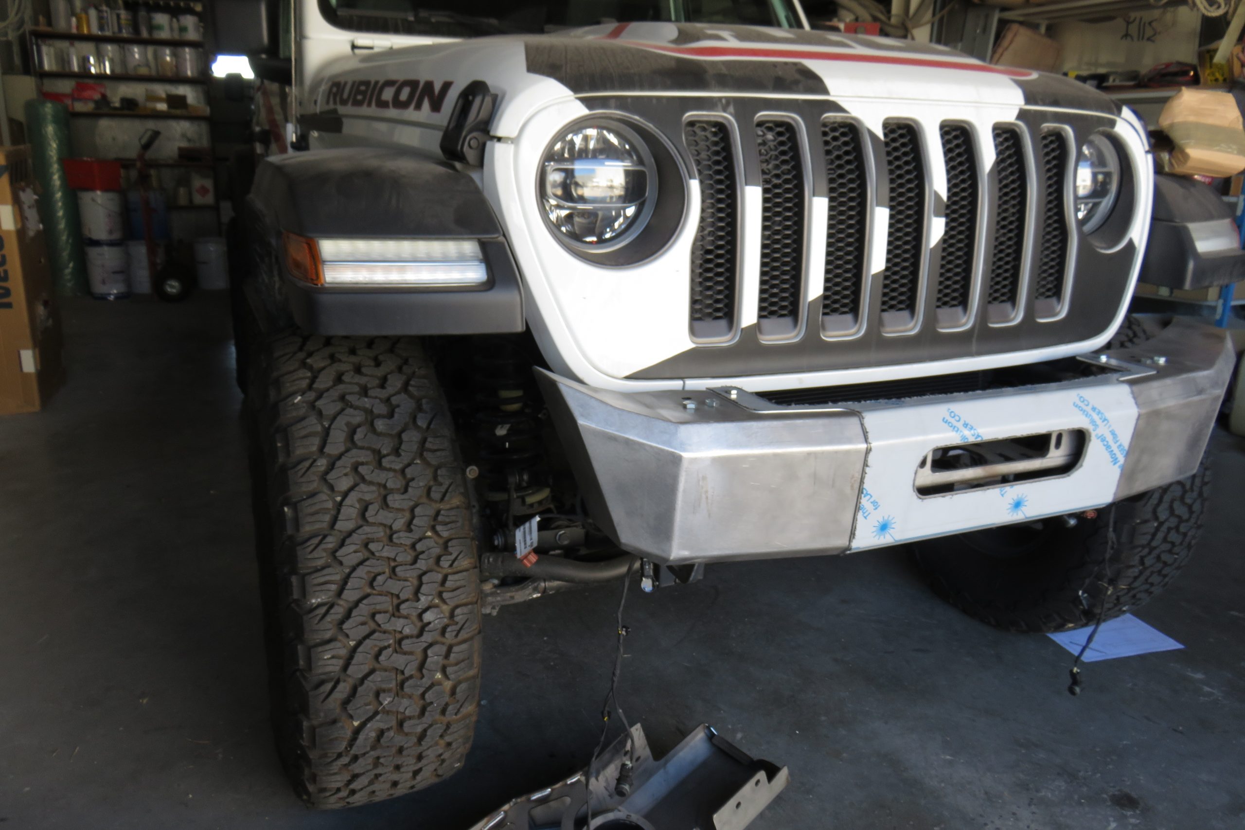 Pare-chocs avant acier Wrangler JL platine treuil intégrée banane courte N4-Offroad – Image 4