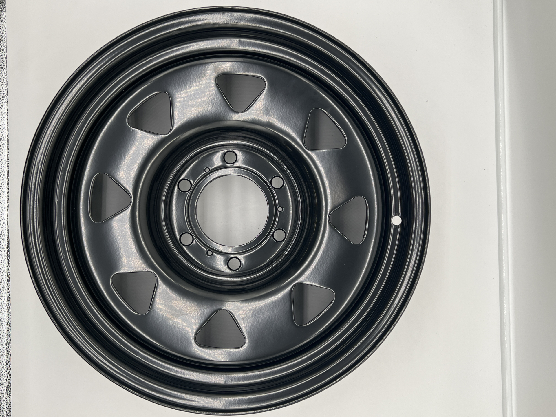 Jante acier Triangular noire 7X17 6x139.7 ET20 CB93.1 Ford Ranger – Image 5