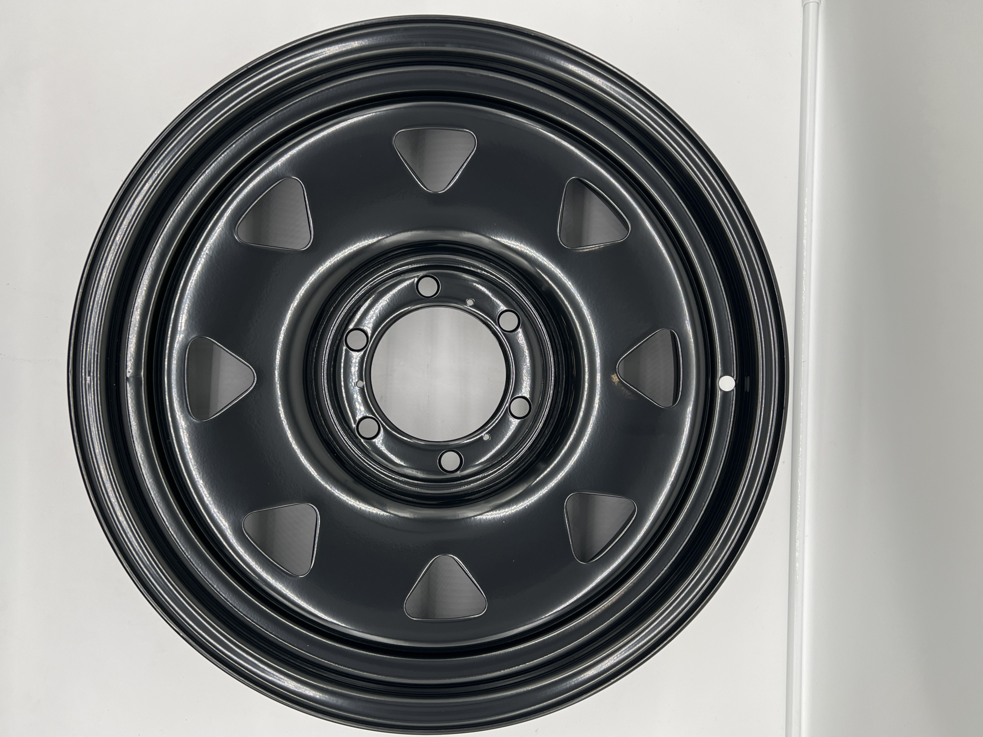 Jante acier Triangular noire 7.5X18 6x139.7 ET20 CB106.1 pour Toyota Land Cruiser Hilux N4-Offroad – Image 10