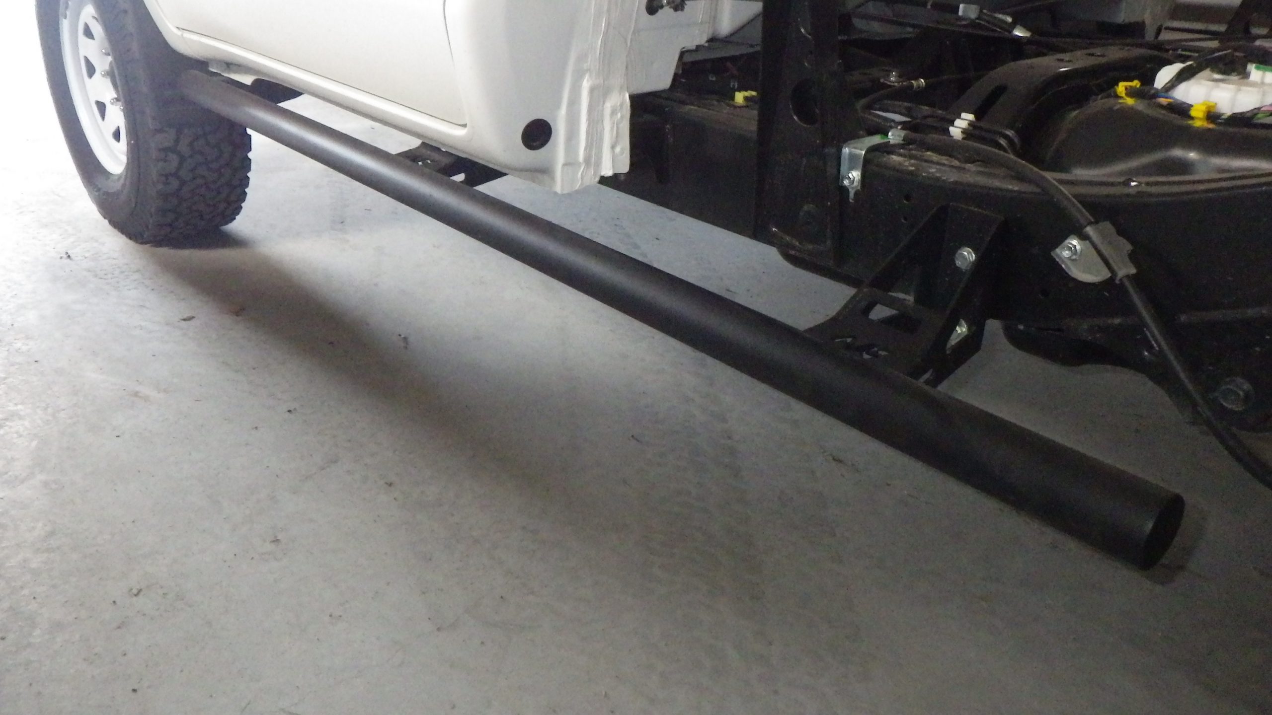 Protections tubulaires de bas de caisse Toyota Hilux Vigo N4-Offroad – Image 5