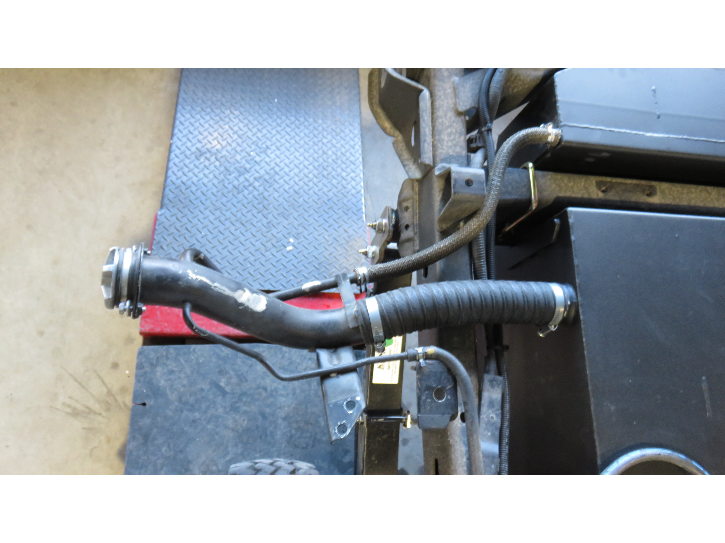 Réservoir supplémentaire auxiliaire inox 160L Toyota HZJ78 et HZJ79 simple cabine N4-Offroad – Image 6