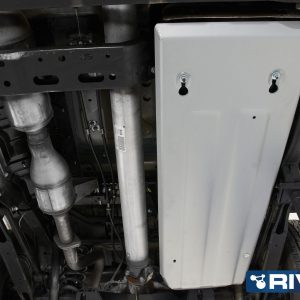 PLAQUE PROTECTION RIVAL RESERVOIR NISSAN NAVARA NP300  (bP31)