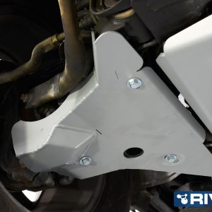 PLAQUE PROTECTION RIVAL TRIANGLES NISSAN NAVARA NP300 / CLASS-X  (bO4