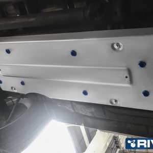 PLAQUE PROTECTION RIVAL RESERVOIR ISUZU D-MAX 1.9 2012+  (bP21)