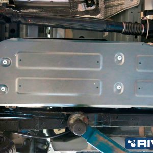 PLAQUE PROTECTION RIVAL RESERVOIR TOYOTA HILUX REVO  (bO22)