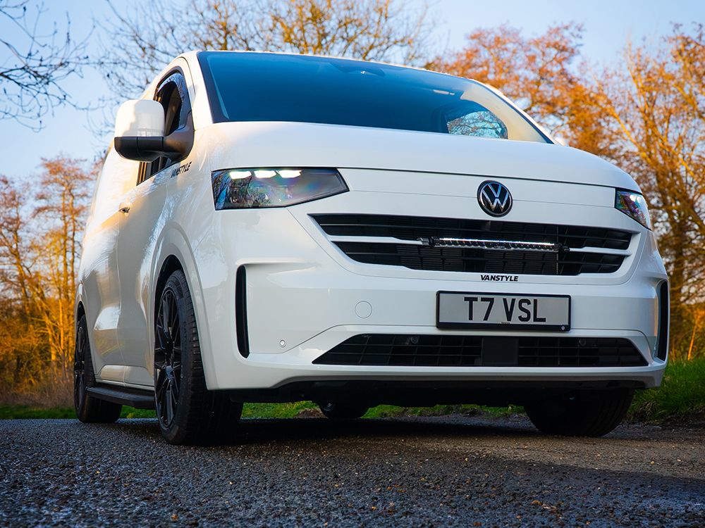 KIT MONTAGE LINEAR 18 CALANDRE VW T7 2025+ – Image 4