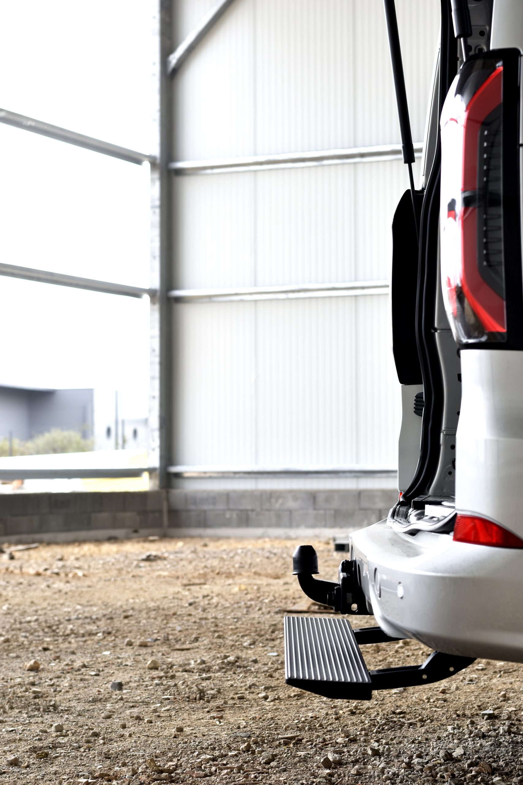 Marche pied arrière 1200 mm pour Ford Custom II, wvT7 (2024-) – Image 7