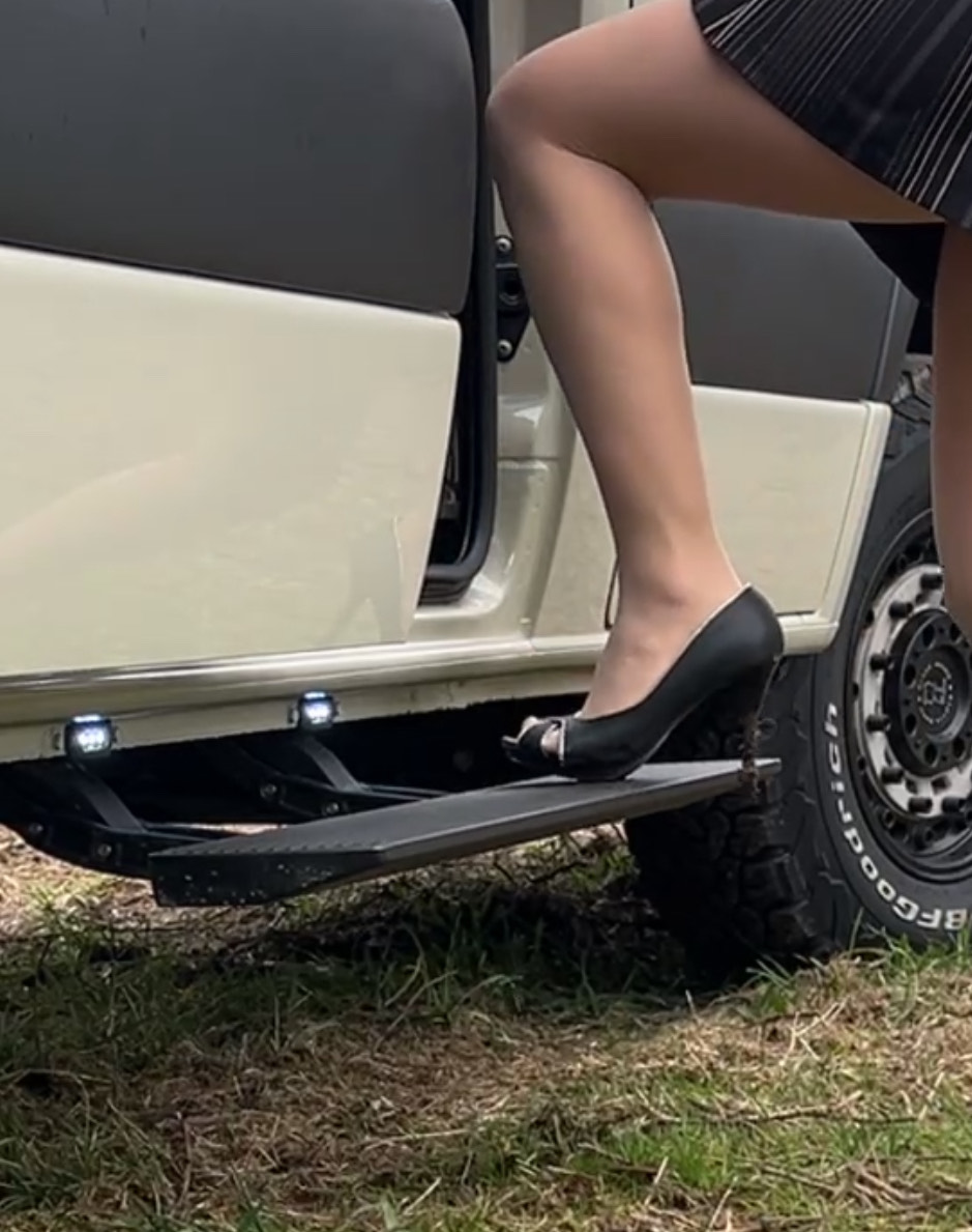 Marchepied latéral électrique 1200 mm pour Crafter I, Sprinter II et III