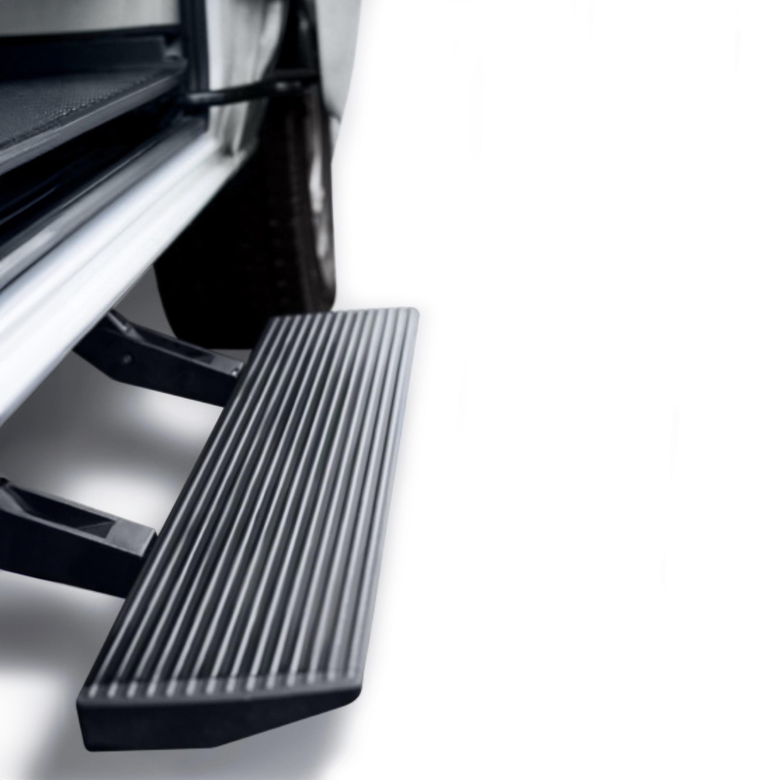 Marchepied latéral électrique pour Crafter II et TGE Propulsion et 4x4 – Image 7