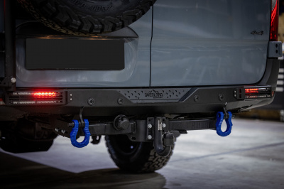 Pare-chocs arrière OVERLAND EQUIPEMENT avec feux intégrés – Image 7