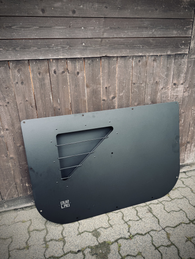 Compartiment de rangement bas pour porte coulissante – Mercedes Sprinter W907